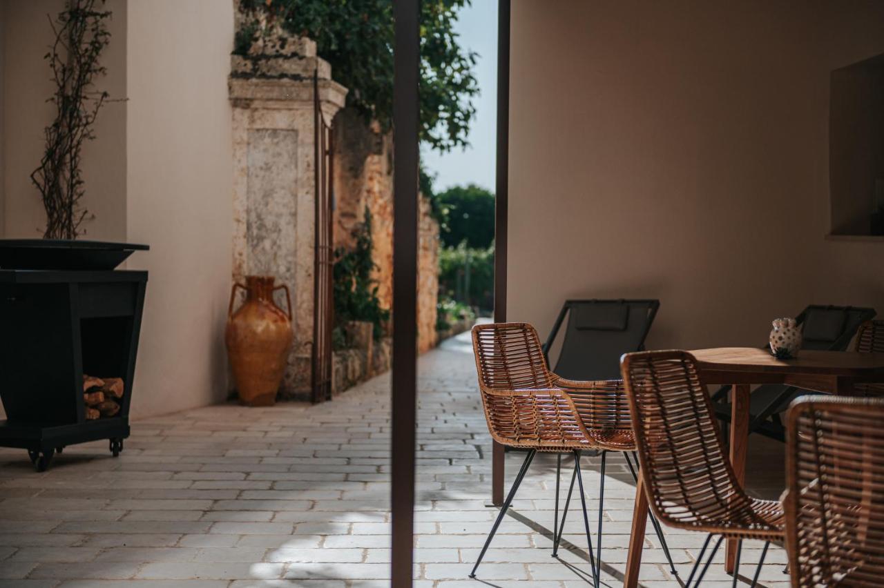 Palazzo Frangipane Acomodação com café da manhã Salve Exterior foto